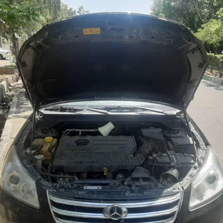 جک کاپوت جلو ام وی ام 550 اصل ترکیه بسته یک عددی همراه با لوازم نصب برای mvm 550( باید دوعدد سفارش دهید)