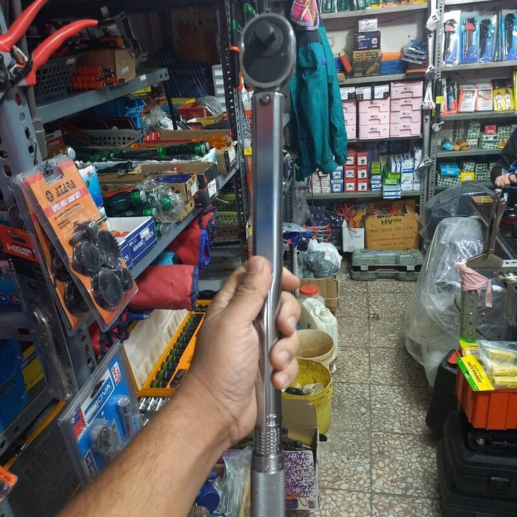 آچار ترکمتر ترکامتر جغجغه ای 1.2 اینچ از 28 تا 210 نیوتن متر برند OKBOONS