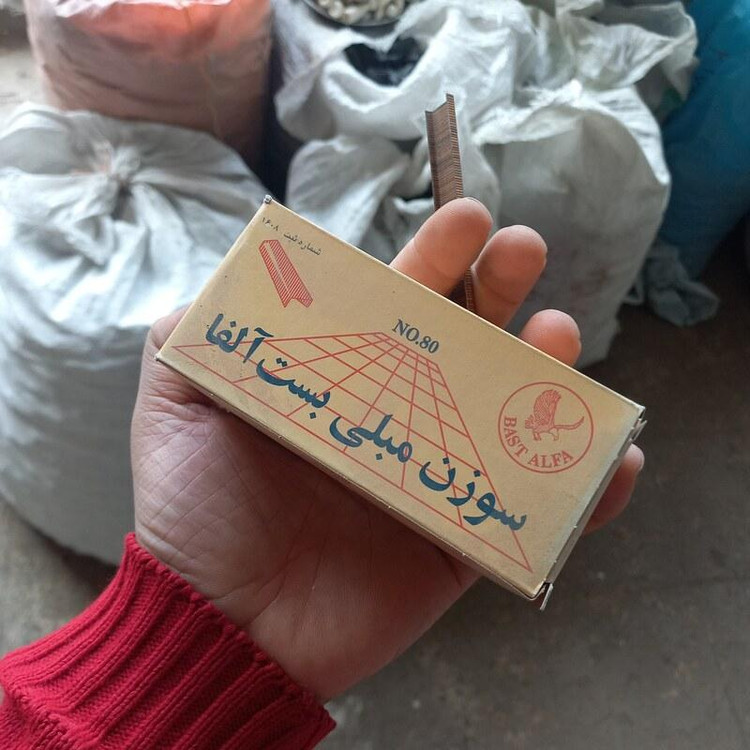 سوزن مبل سایز 4 بسته یک کارتن کوچک کیفیت عالی