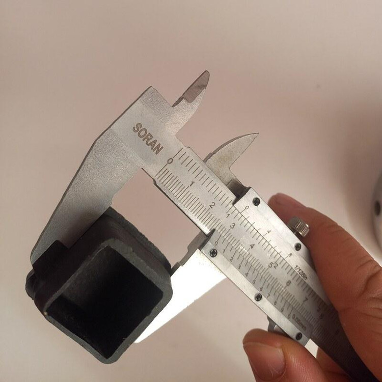 درپوش پلاستیک سایز 3در3 سانتیمتر بسته 50 عددی مناسب لوله های پروفیل تختخواب نیمکت و صندلی