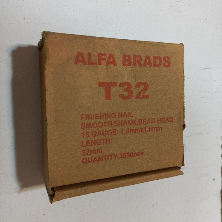 میخ t32 تی 32 بسته 2500 عددی برند آلفا