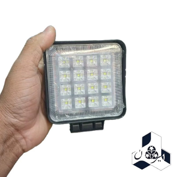 چراغ پروژکتور LED مناسب آفرود ، تراکتور و ماشین آلات سنگین