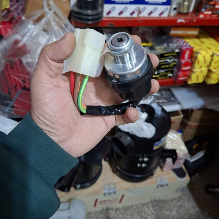 سوییچ موتور تراکتور 399 برند نیوسان Newsan